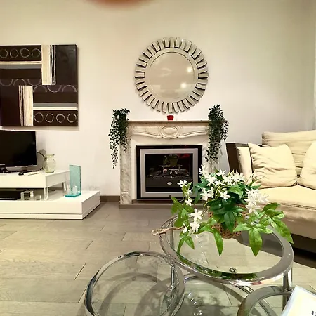 Dimora André By Scls Locations Cannes